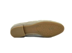 ARA Kelowna Sand Suede