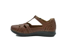 CLARKS APPLEY WAY
