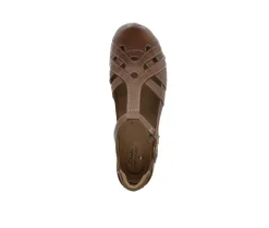CLARKS APPLEY WAY
