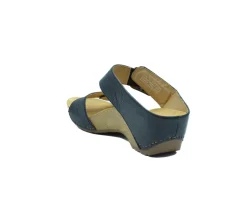 DANSKO Tanya