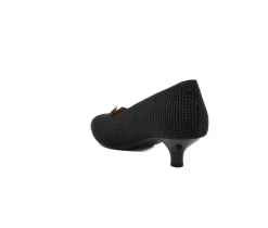 L'AMOUR DES PIEDS Kavan