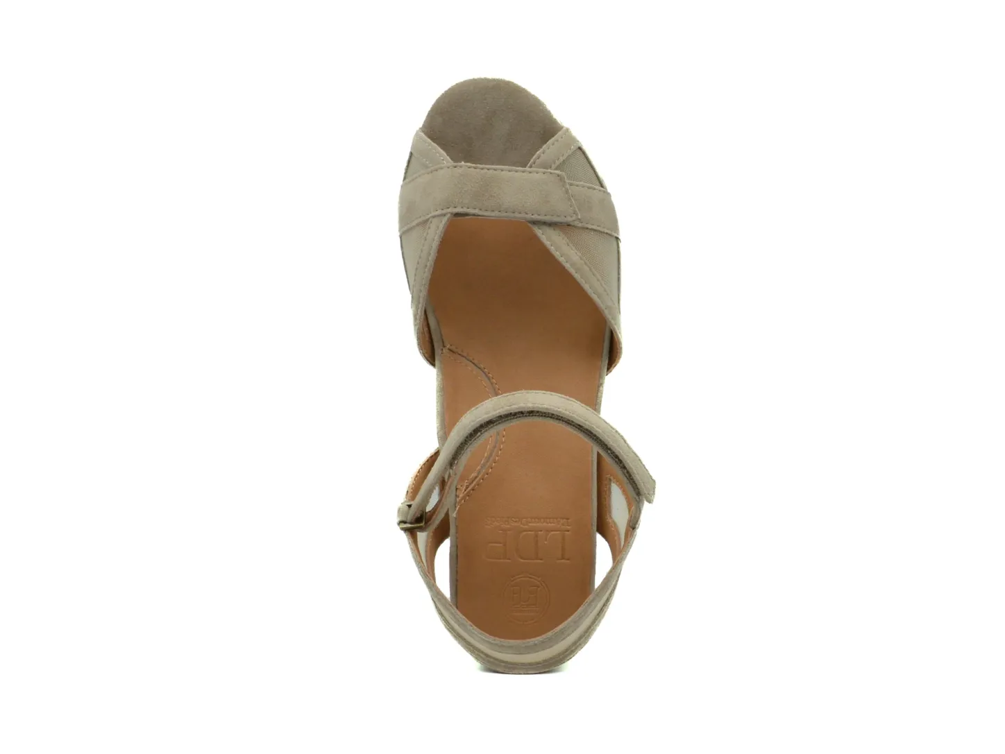 L'AMOUR DES PIEDS Mahiya