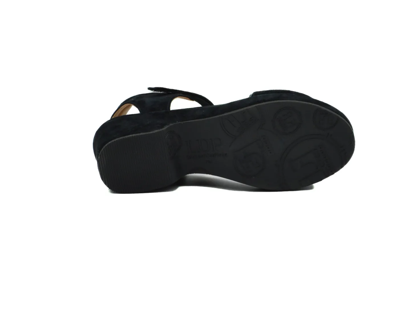 L'AMOUR DES PIEDS Marora