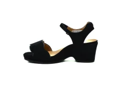 L'AMOUR DES PIEDS Marora