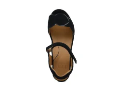 L'AMOUR DES PIEDS Marora
