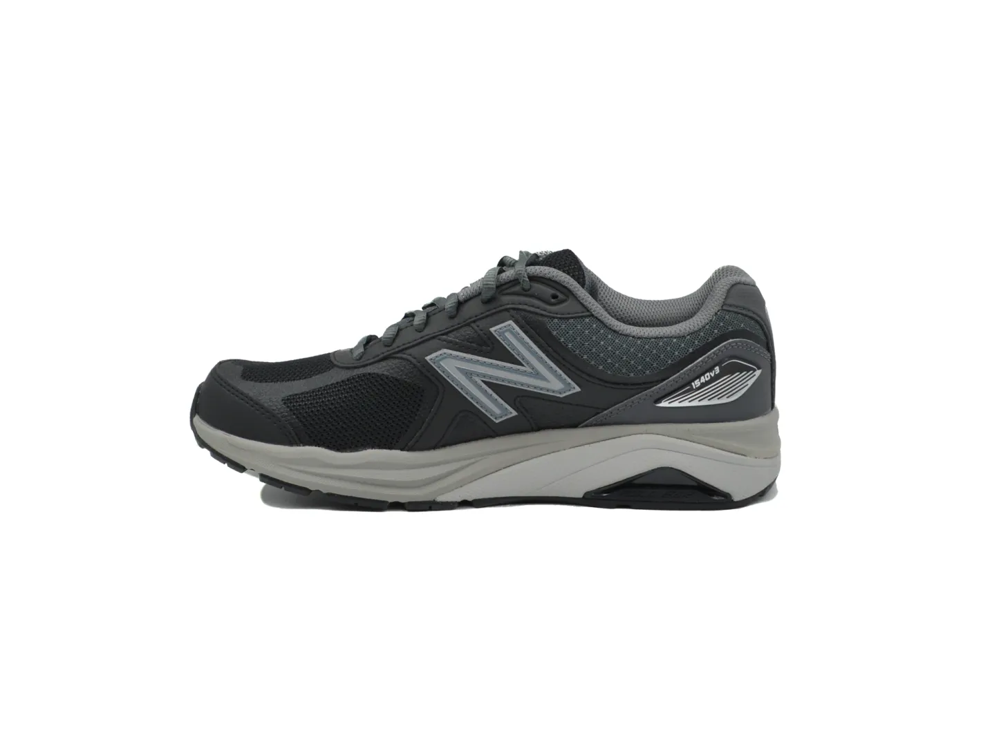 NEW BALANCE 1540V3