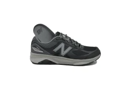 NEW BALANCE 1540V3
