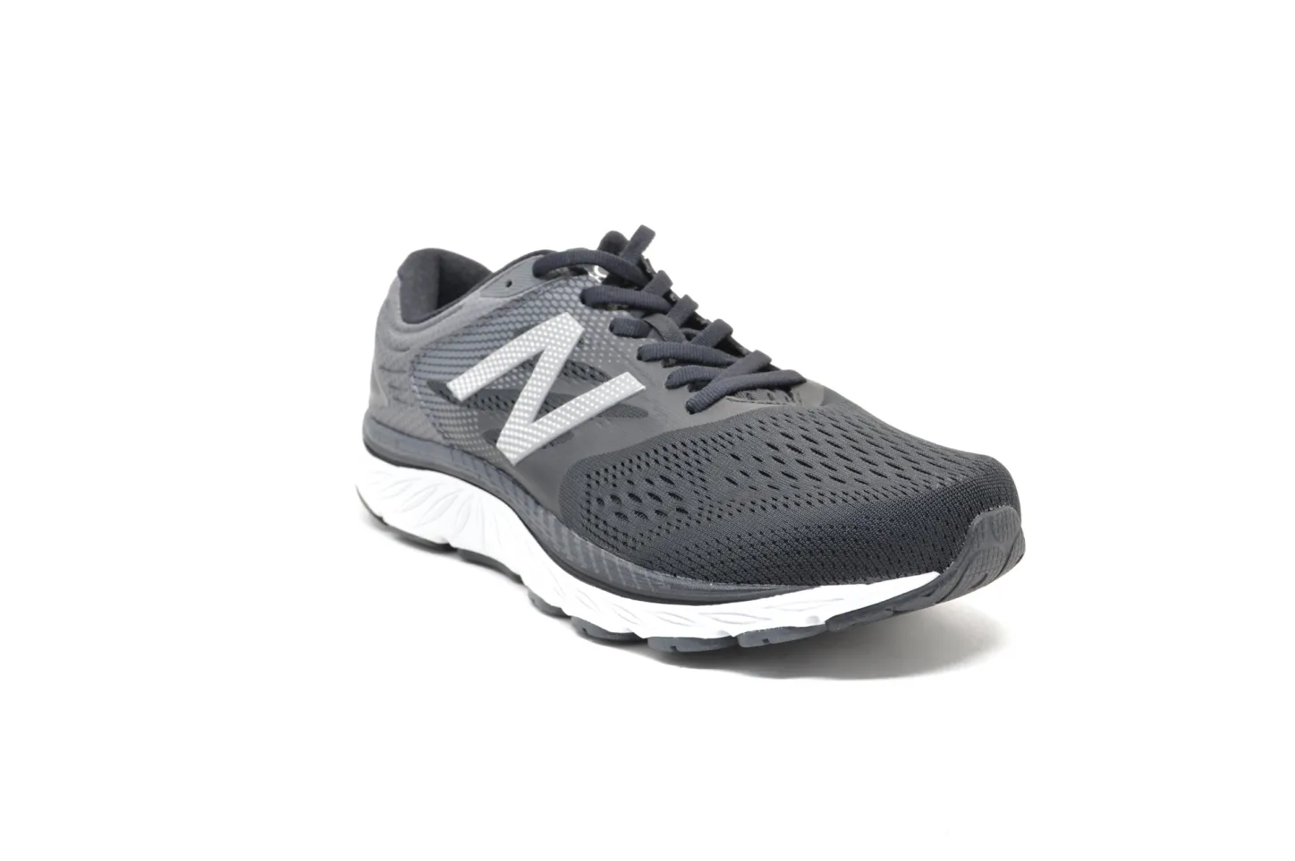 NEW BALANCE 940v4
