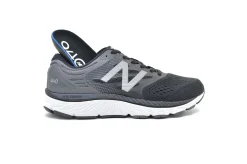 NEW BALANCE 940v4