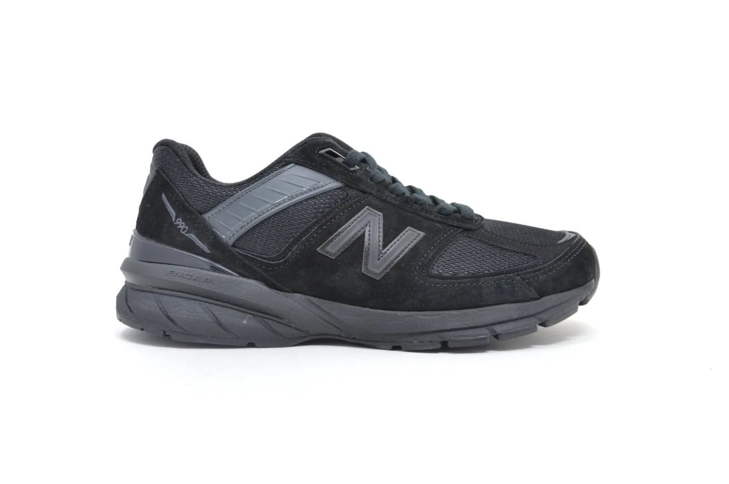 NEW BALANCE 990v5